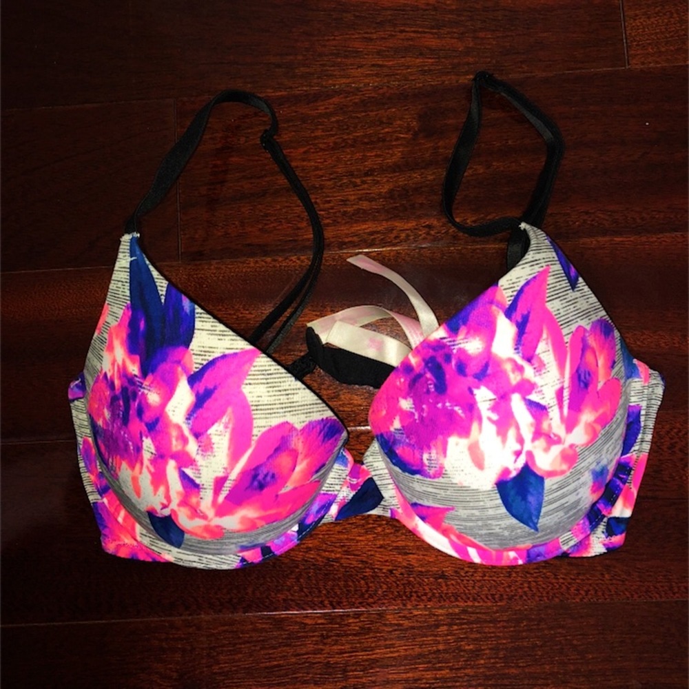 WEAR EVERYWHERE PUSH-UP BRA